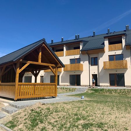 Apartman Mavis Kasperske Hory Buitenkant foto